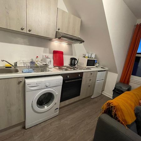 Carvetii - Edward House D - 2 Dbl bed 2nd floor flat Lejlighed Dunfermline Eksteriør billede