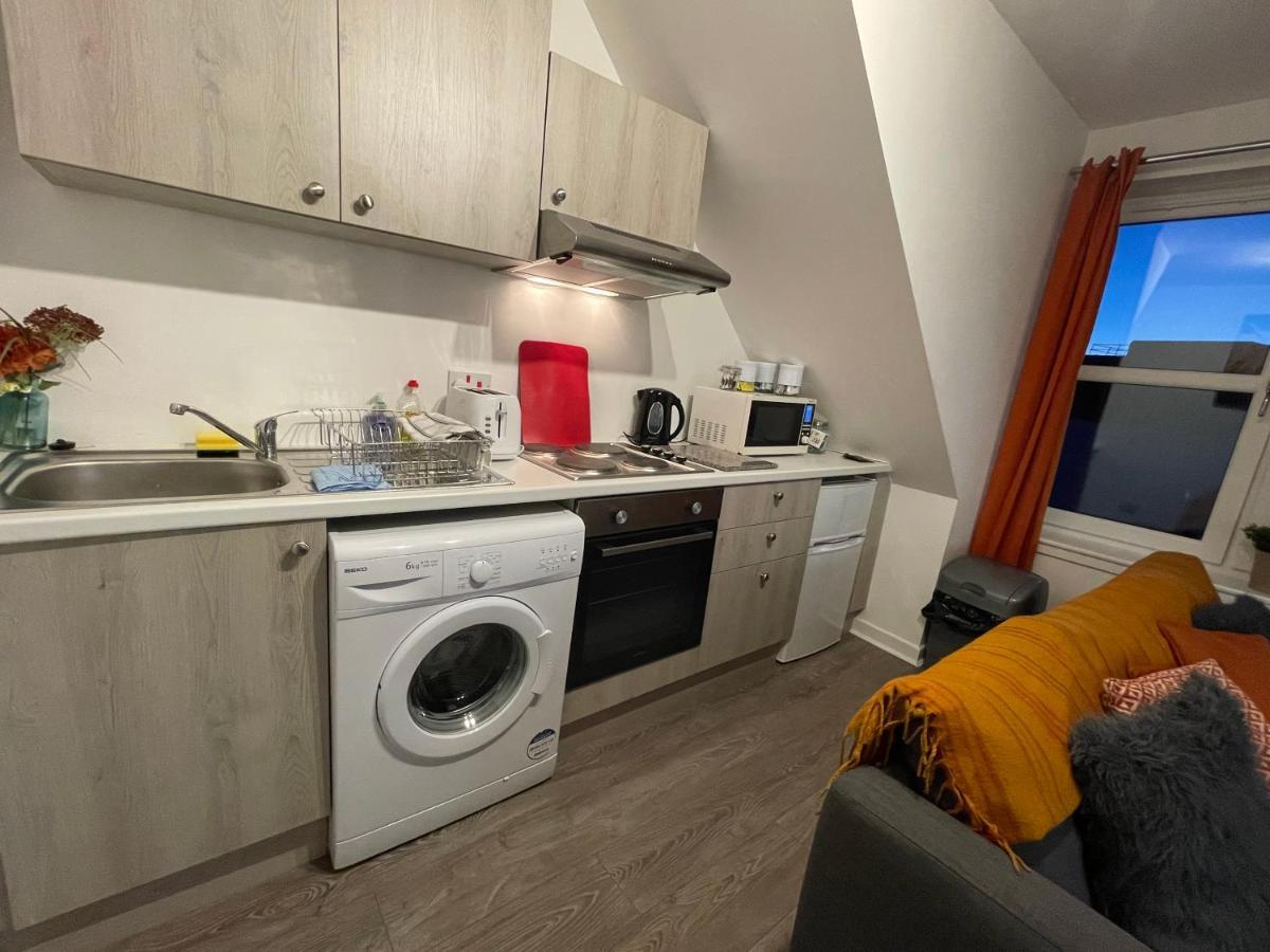 Carvetii - Edward House D - 2 Dbl bed 2nd floor flat Lejlighed Dunfermline Eksteriør billede